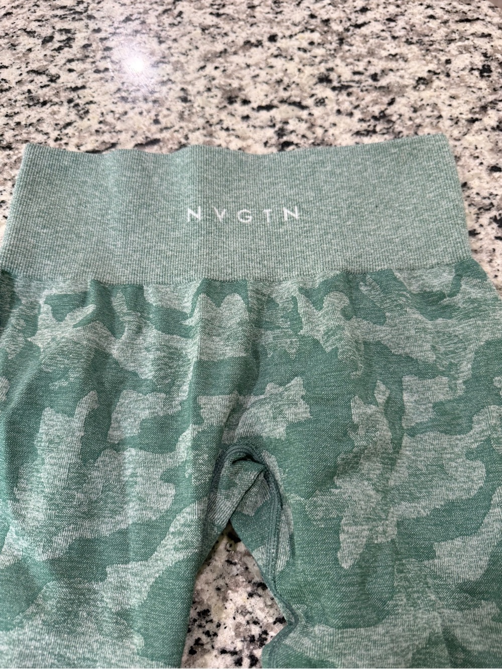NVGTN Kids Sage Green Camo Seamless Leggings
